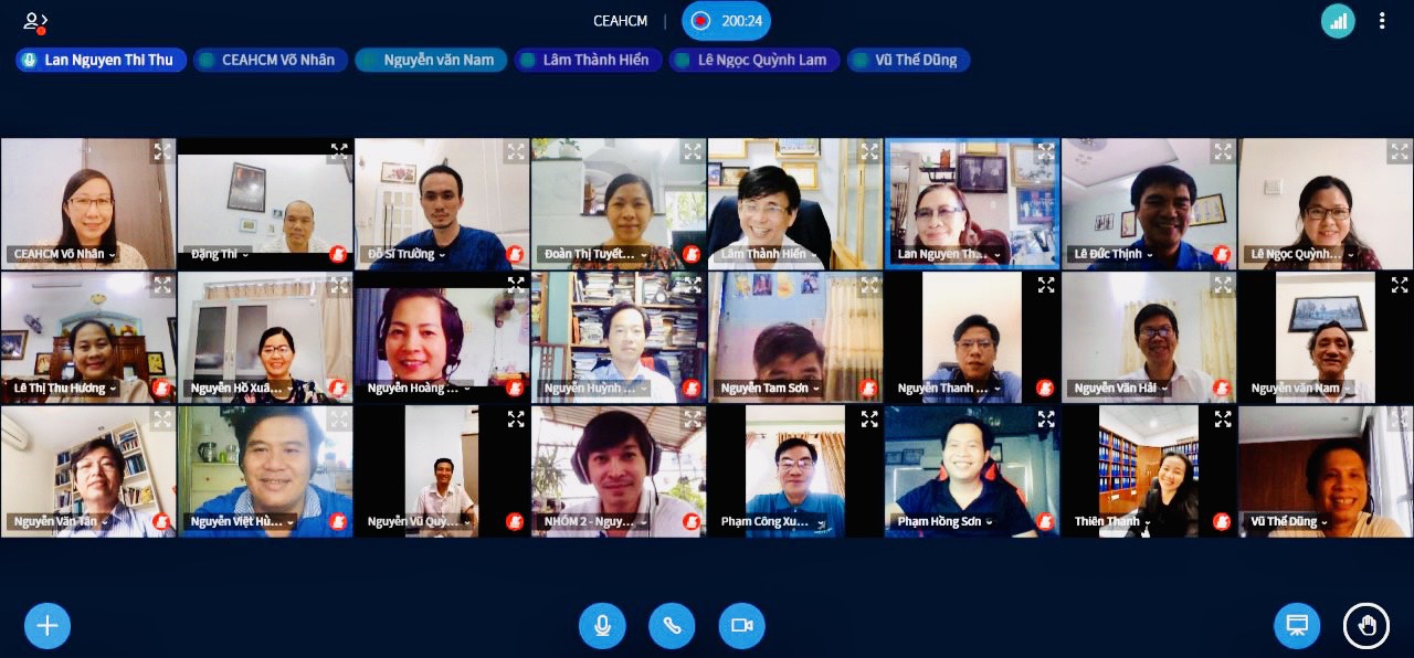 Training on “Community Service Strategy and Program Design” for Lac Hong University