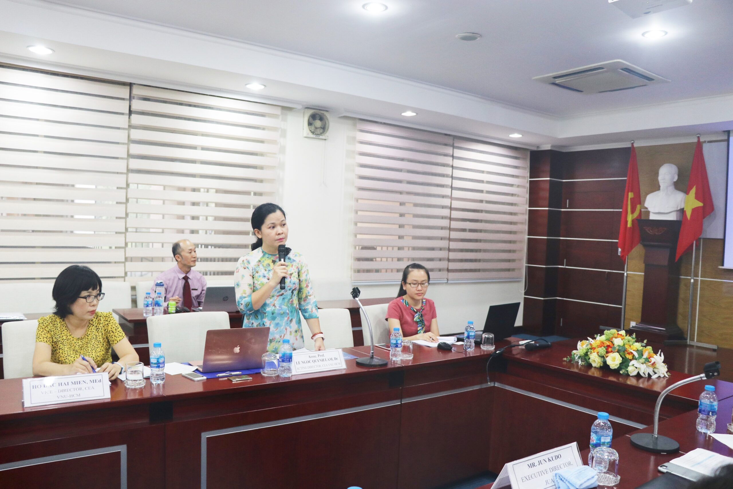 Associate Professor, Dr. Le Ngoc Quynh Lam presented the report